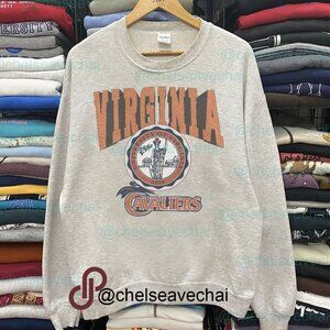Vintage 90s University of Virginia Cavaliers Men's Basketball NCAA Sweatshirt